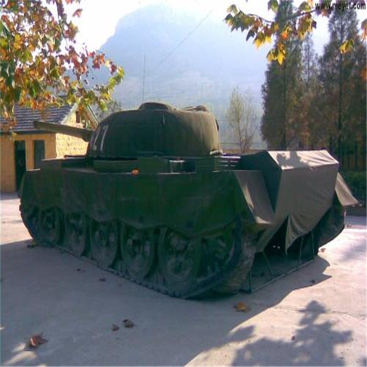 新华大型充气坦克